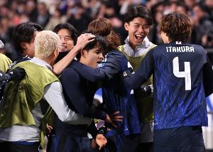 注册入口-郑大世：以前说日本队目标世界杯夺冠那只是激励，现在没人会质疑