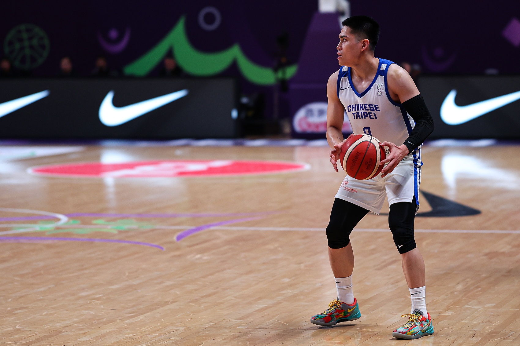 陈盈骏28分钟贡献13分2助攻 投篮9中5三分稍显低迷