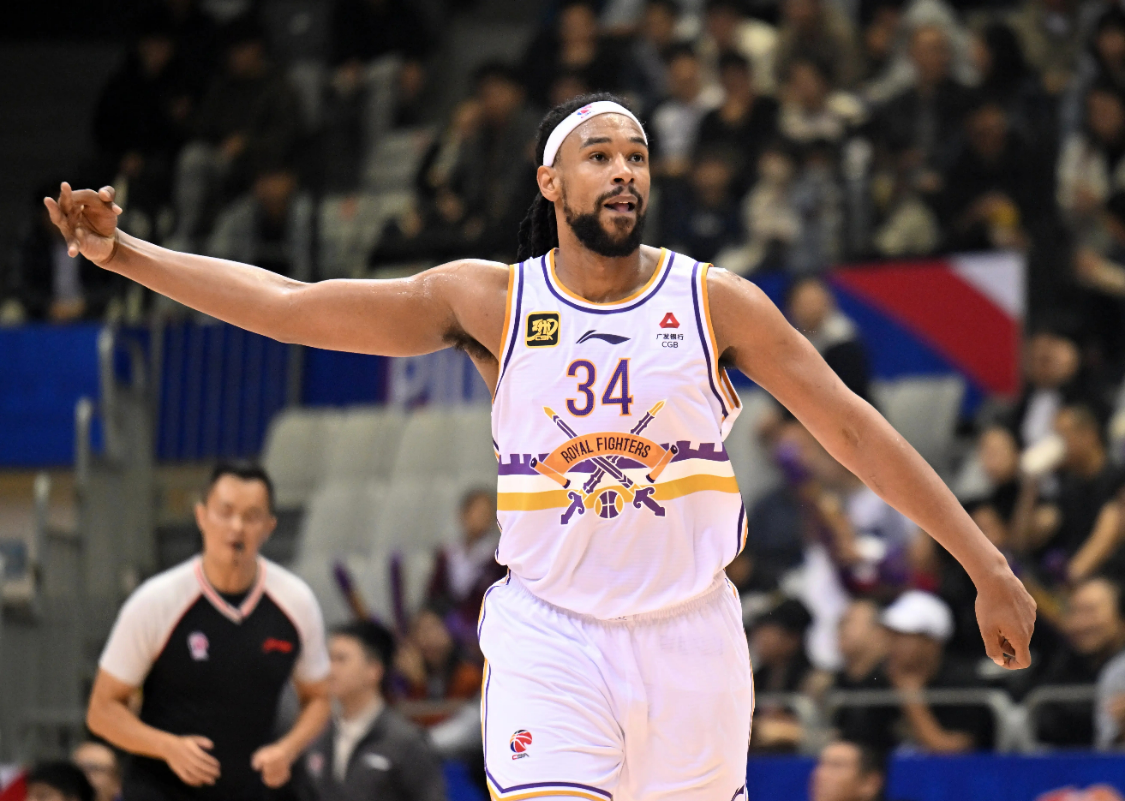 赛程更新-确定！年薪120万美元，再见辽宁，单场55分怪兽正式加盟广东