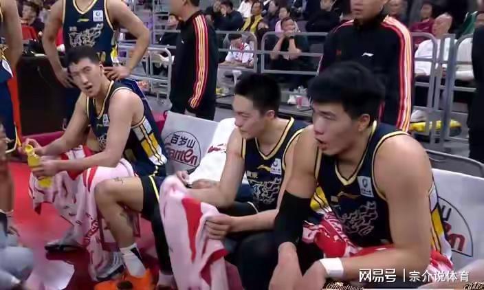 足球竞猜平台-虽败犹荣，广东队惨败上海却收重大喜讯，朱芳雨早有准备